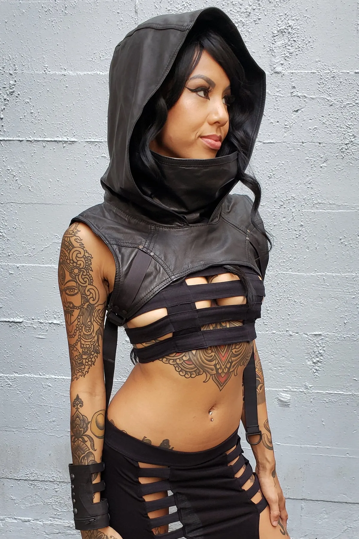 5D x Crisiswear Wasteland Hood - Leather