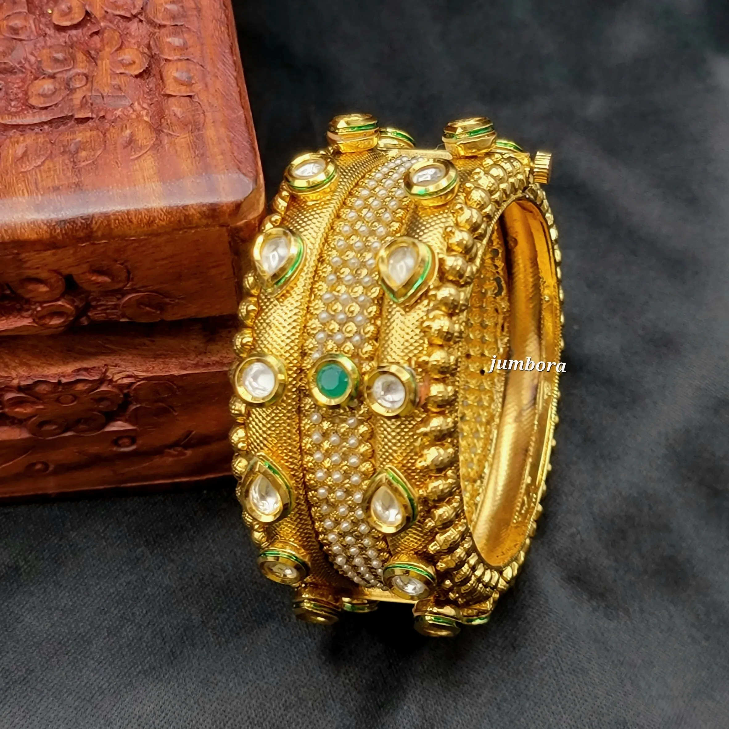 Antique Gold Openable Kundan Bangle Bracelet