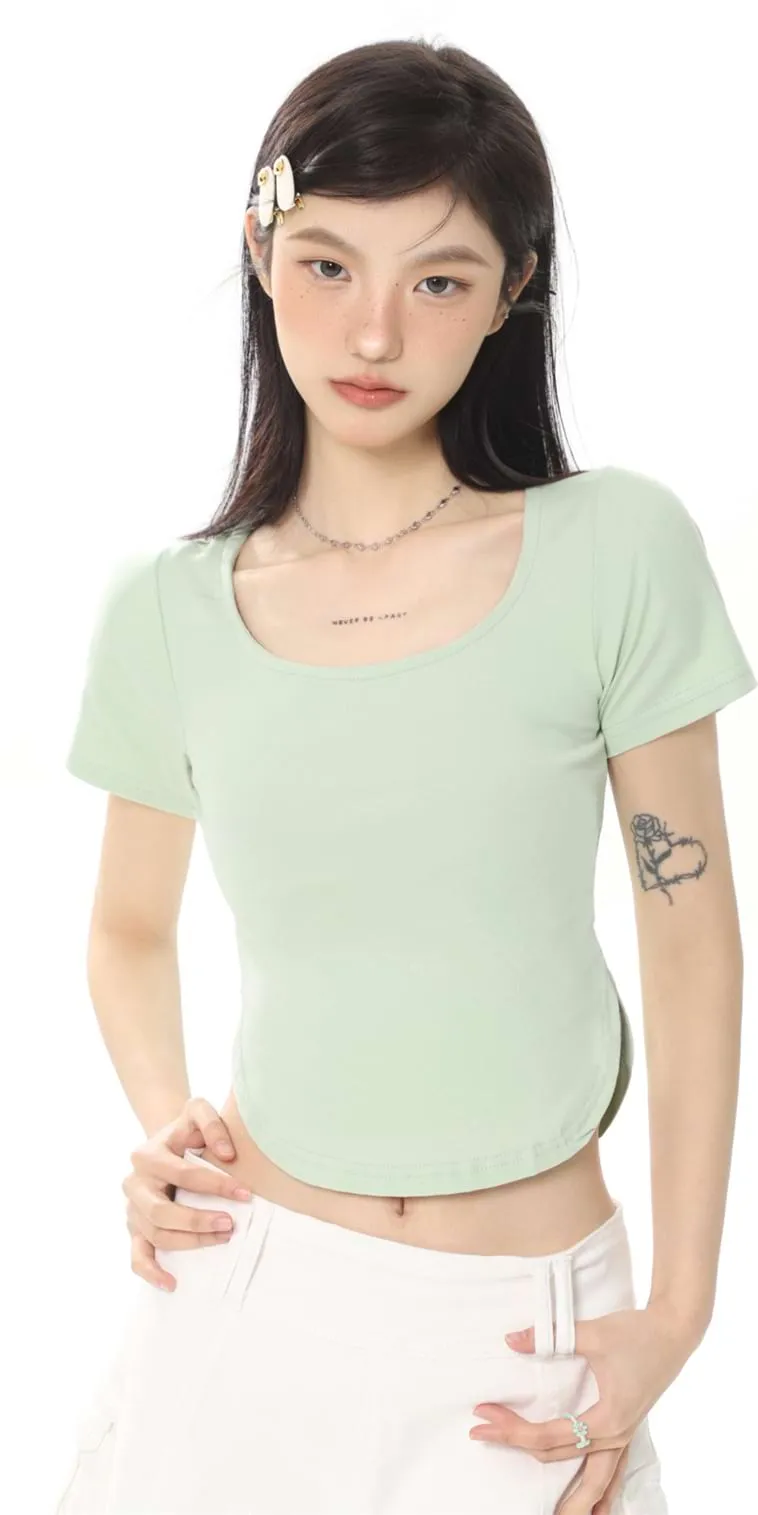 Cropped U-Neck Curve Hem Baby Tee