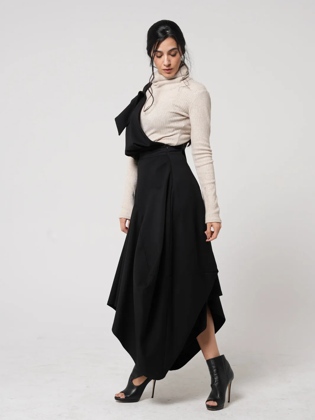 Extravagant Pinafore Skirt In Black